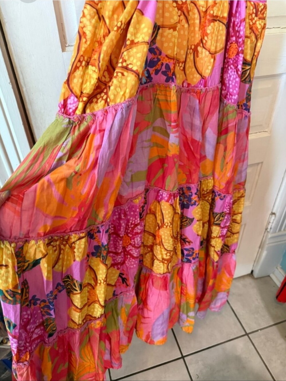 Farm Rio Gorgeous Tropical Pink & Yellow Tiered Maxi Sundress Large - Picture 6 of 8